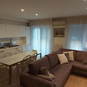 Apartamento Casa Belle Vacanze, Mestre