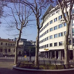 Hotel Centrale מלון
